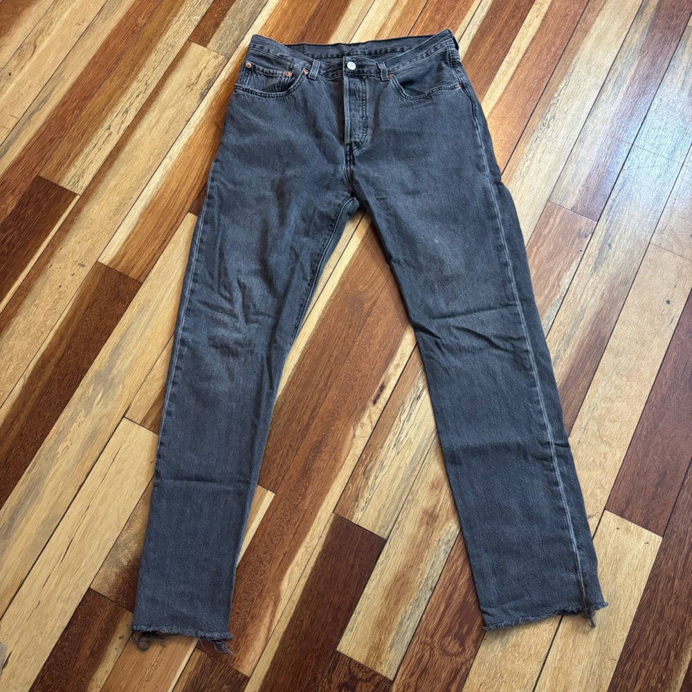 WOMENS LEVIS 501 GRAY PANTS